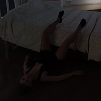 pose-06.jpg